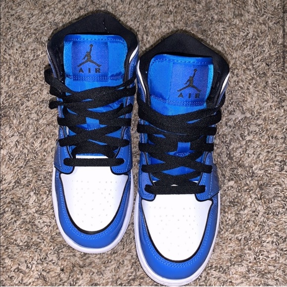Air Jordan 1 MID SE 'SIGNAL BLUE' - Picture 6 of 9